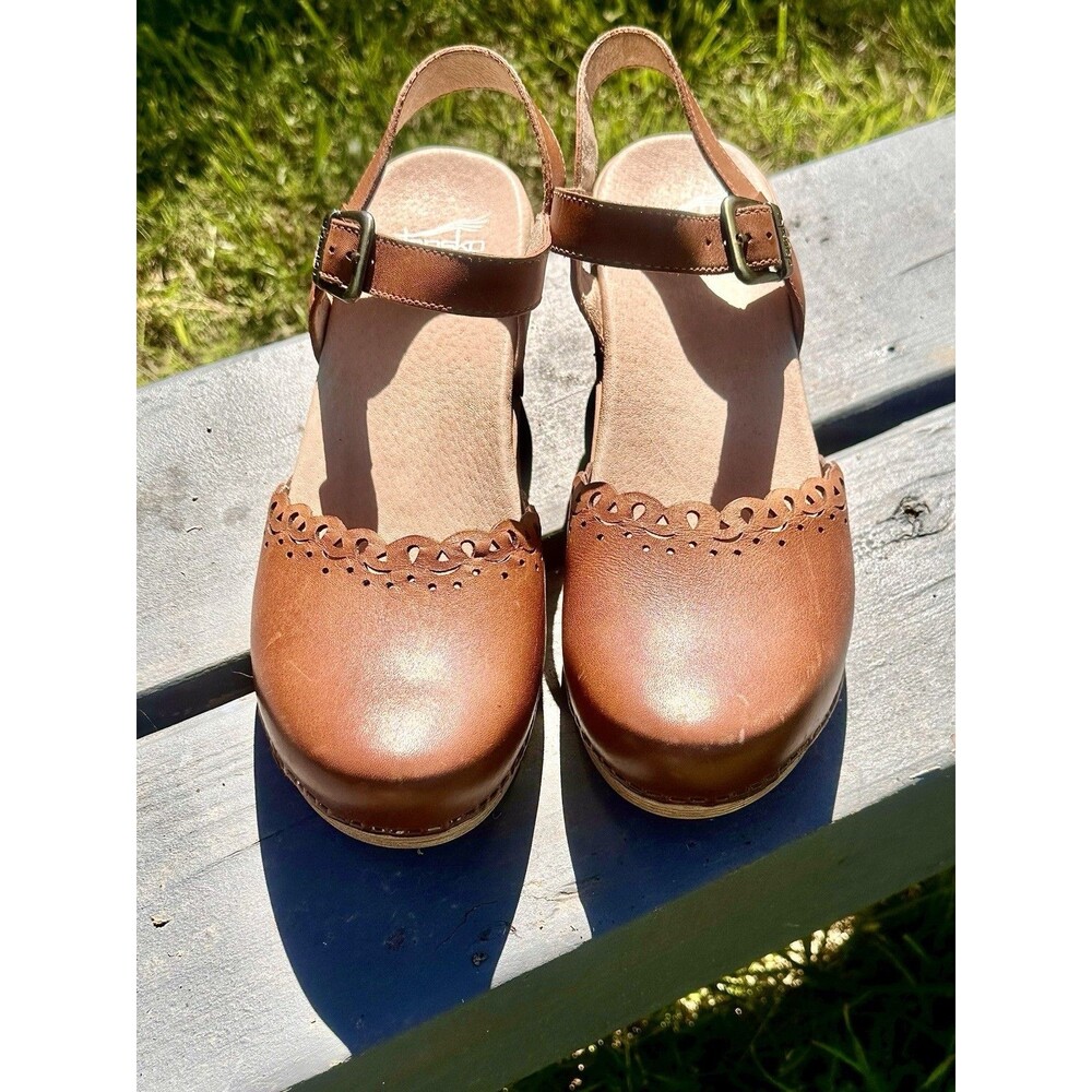 Dansko Women’s Brown Leather Scalloped Slingback Clogs Buckle Strap  EU 41 - Picture 12 of 16